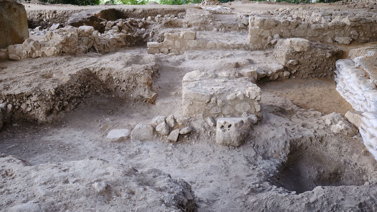 Češi se v Izraeli podíleli na objevu chrámu. Podobá se popisu z Bible